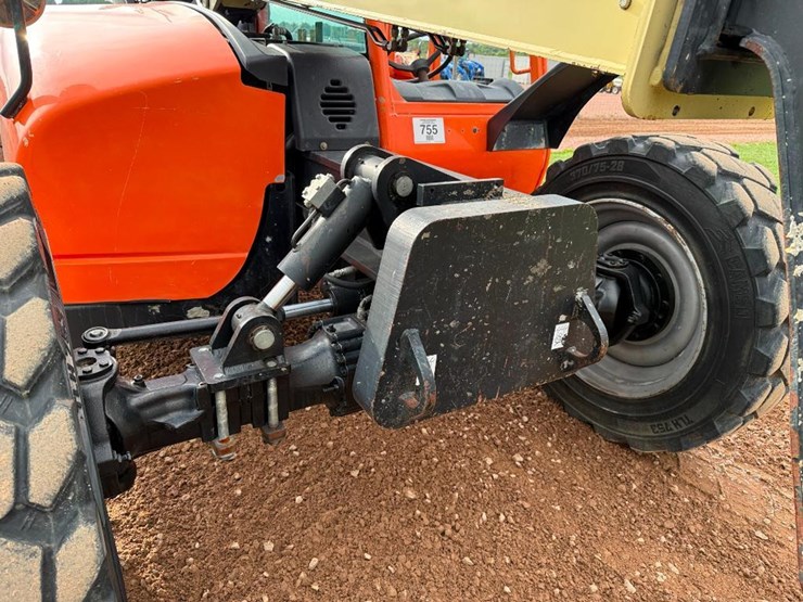2014-jlg-g6-42a-image-14
