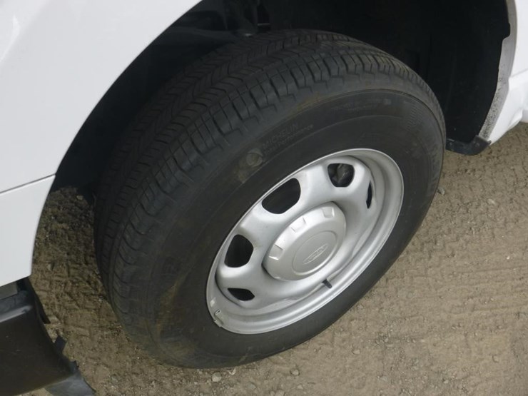 2024-ford-f150-image-12
