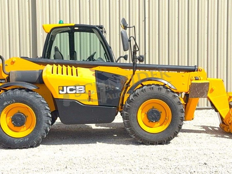 2019-jcb-540-140-image-5