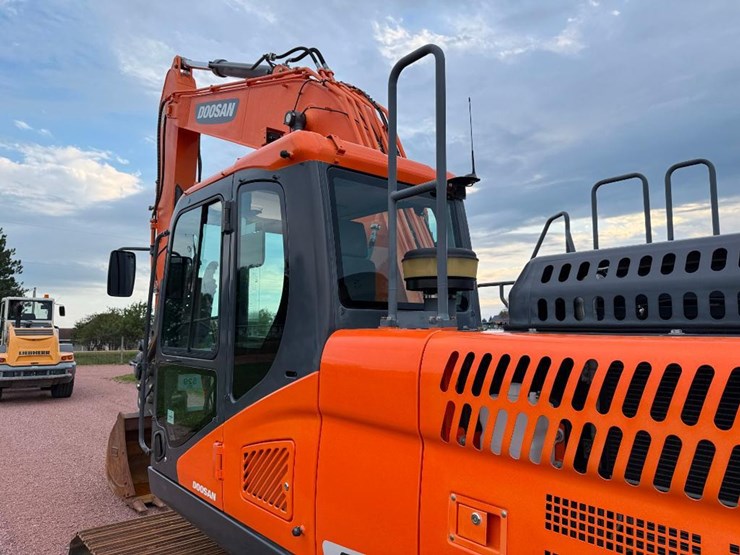 2016-doosan-dx225-lc-5-image-27
