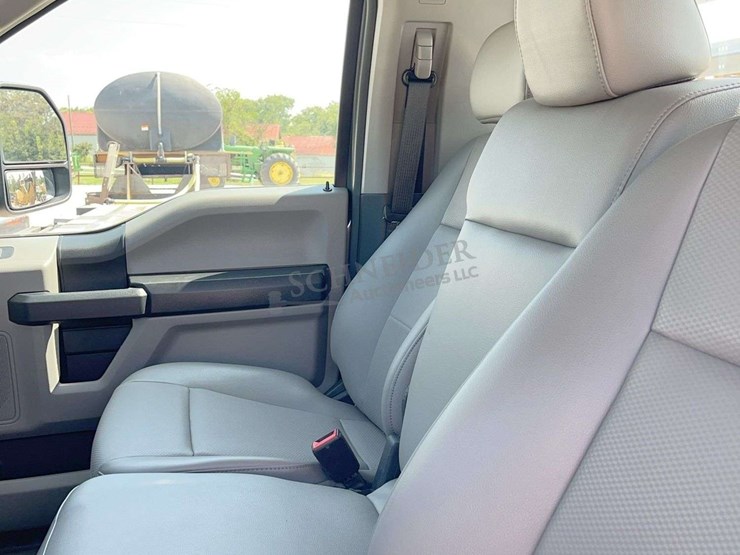 2021-ford-f350-image-67