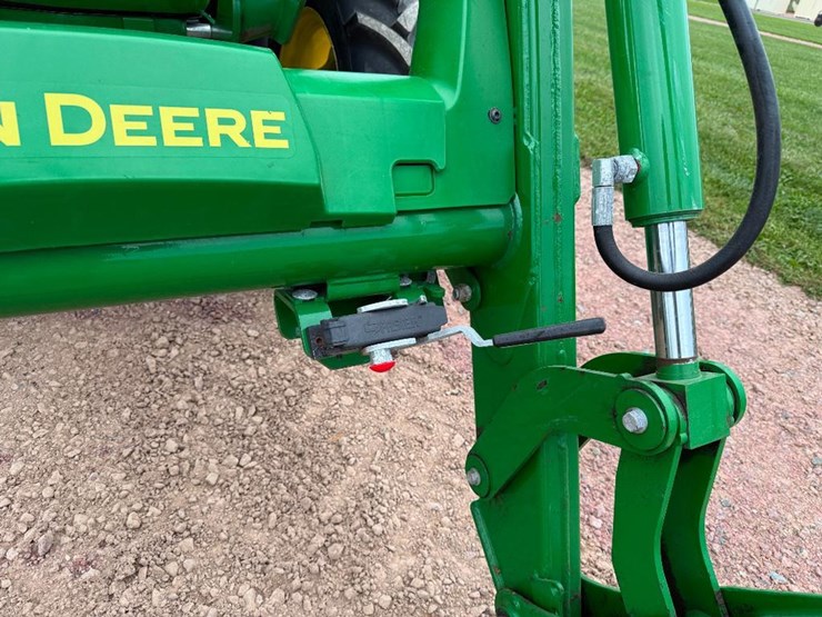john-deere-5075e-image-26