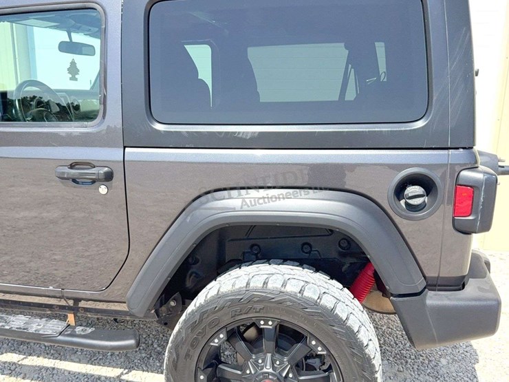 2018-jeep-wrangler-sport-image-62