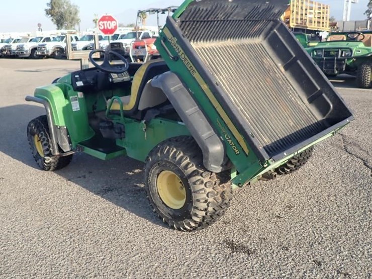 2012-john-deere-gator-image-4