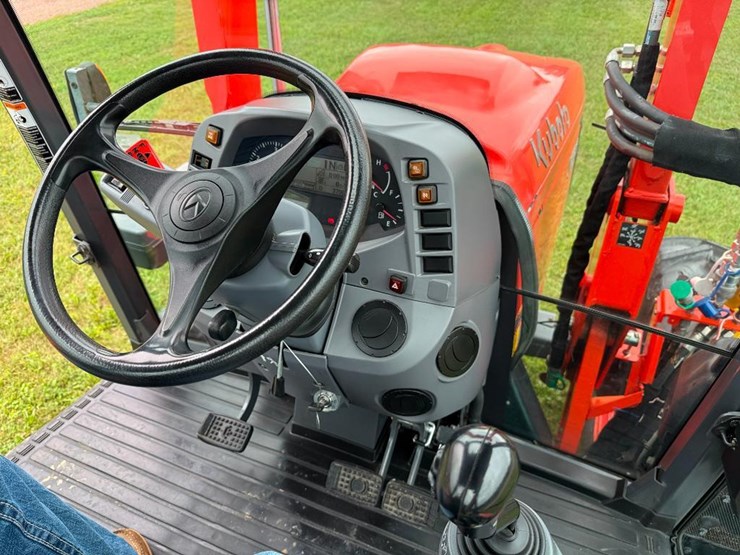 kubota-m6-111-image-60