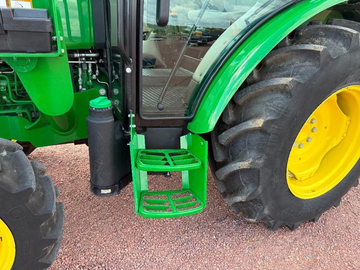 john-deere-5065e-image-17