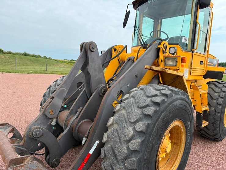 volvo-l70c-image-42