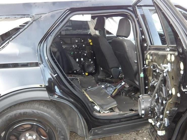 2024-ford-explorer-image-14