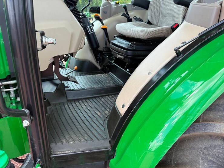 john-deere-5065e-image-49