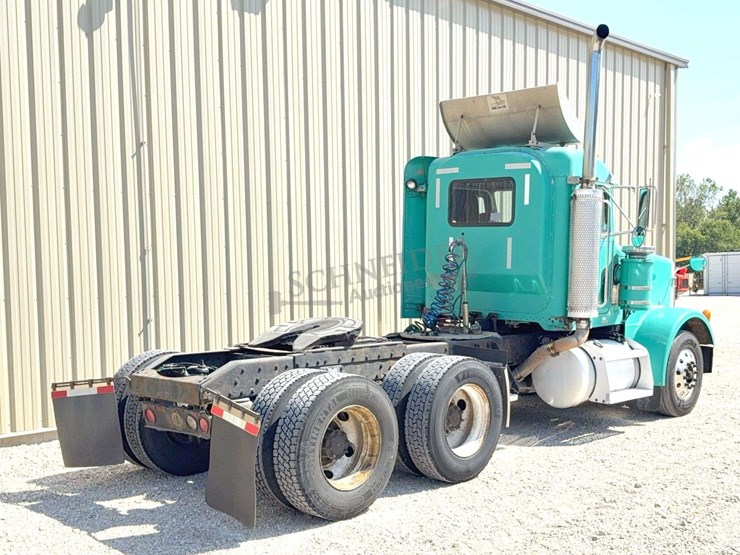 2003-peterbilt-378-image-5