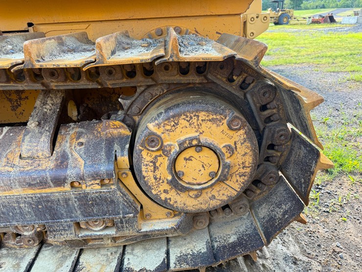 caterpillar-d5g-xl-image-9