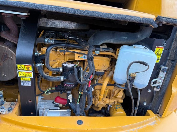 caterpillar-305e2-cr-image-37