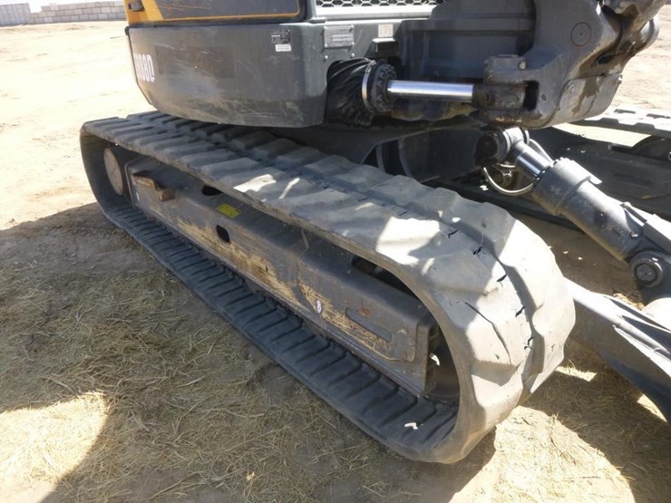 volvo-ecr88d-image-36
