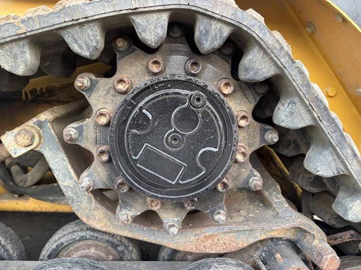 caterpillar-257b2-image-17