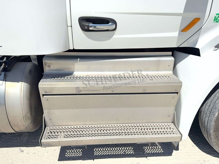 2020-peterbilt-579-image-20