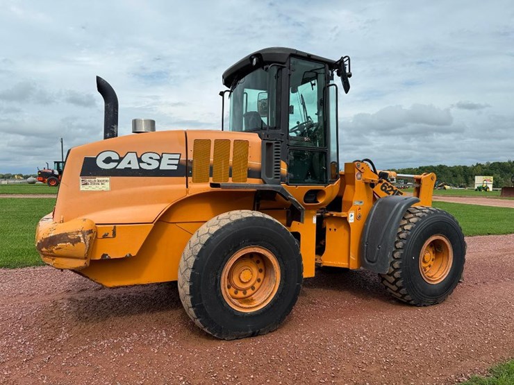 2009-case-621e-xr-image-4