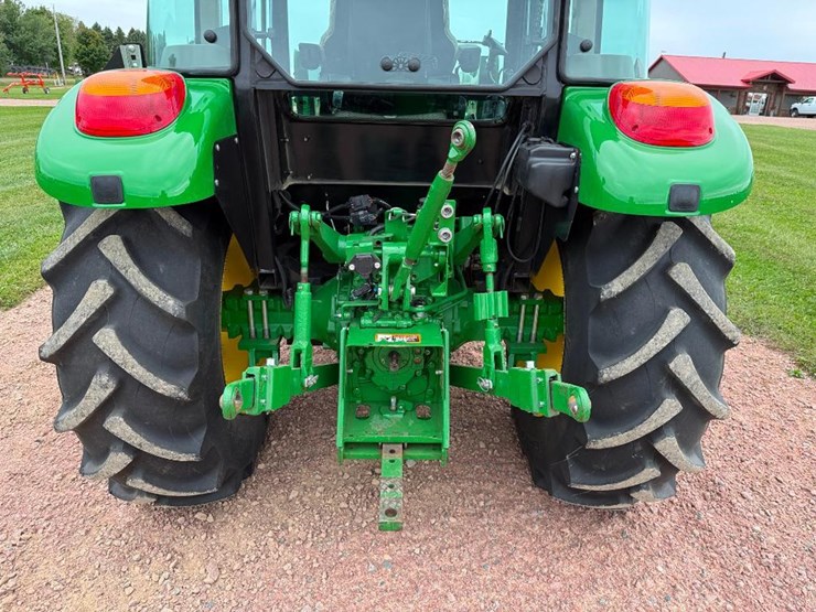 john-deere-5075e-image-29