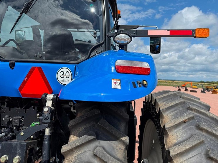 new-holland-t8.320-image-31