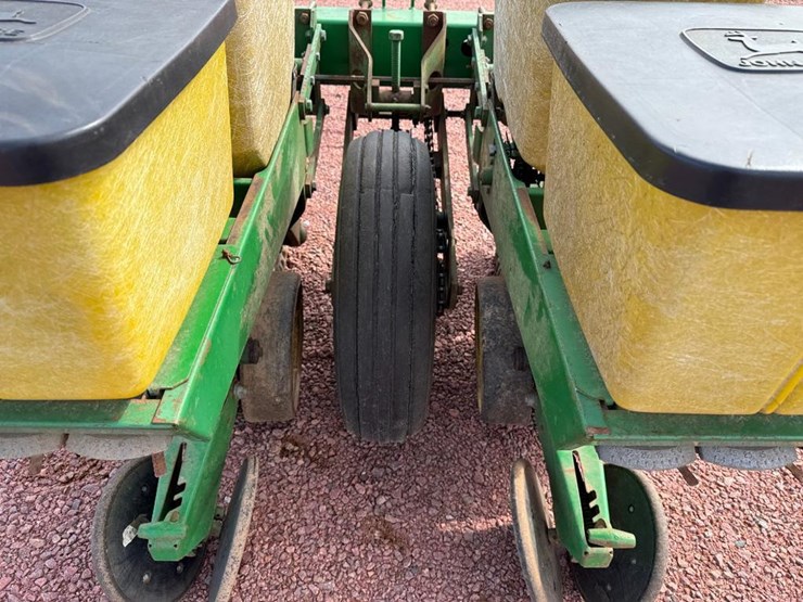 john-deere-2-image-14
