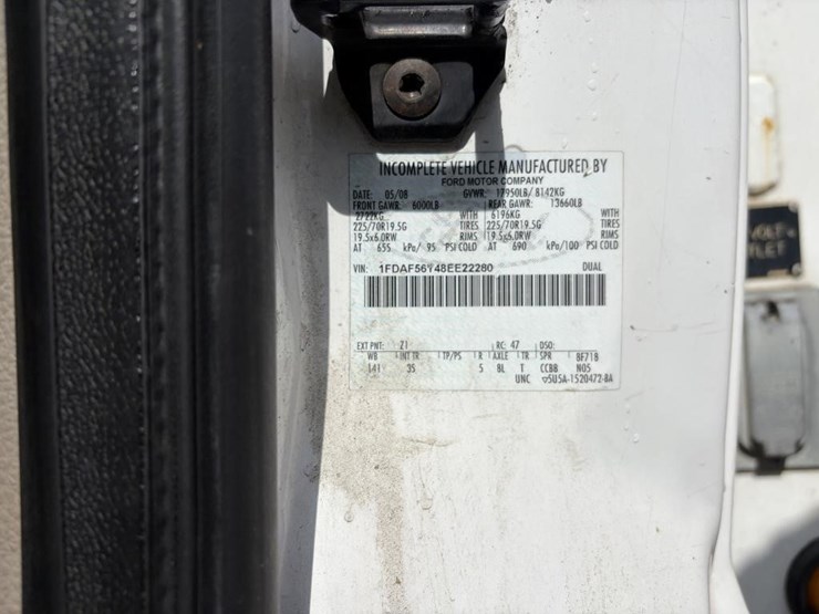 2008-ford-f550-image-30