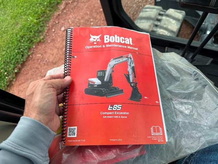bobcat-e85-image-54