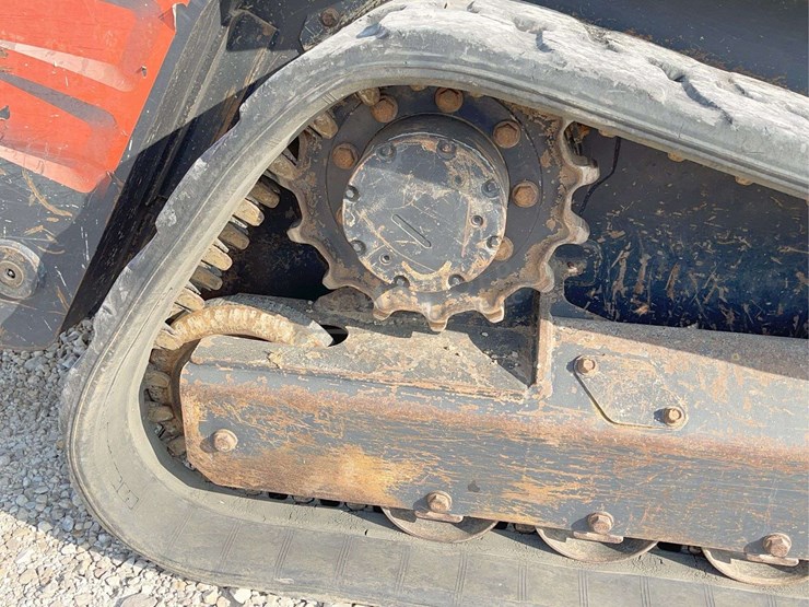 2019-kubota-svl65-2-image-38