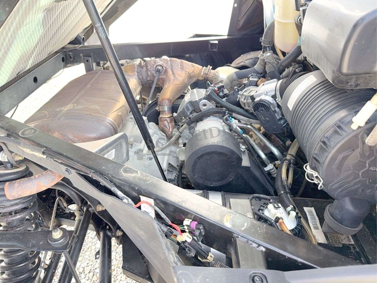 2023-can-am-hd10-defender-limited-4x4-utv-image-28
