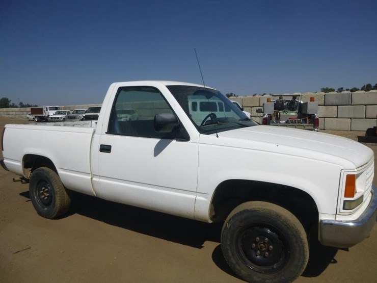1990-chevrolet-k1500-image-3