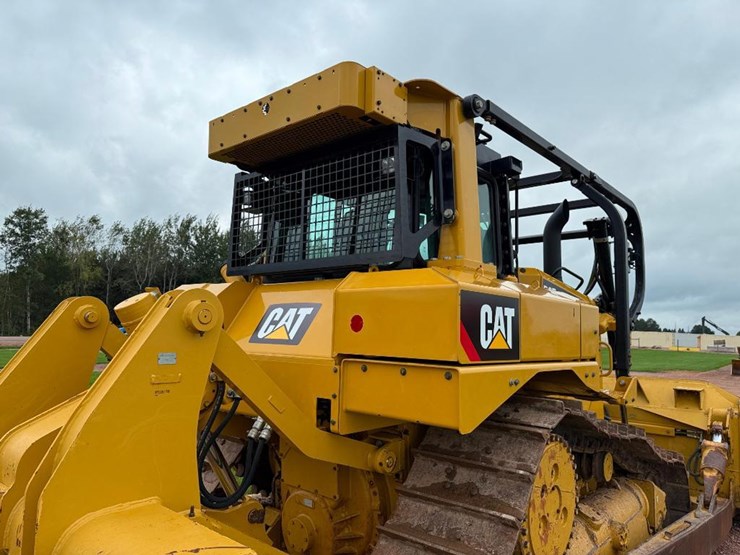 caterpillar-d6t-xl-image-32