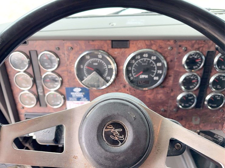 2003-international-9400i-image-79