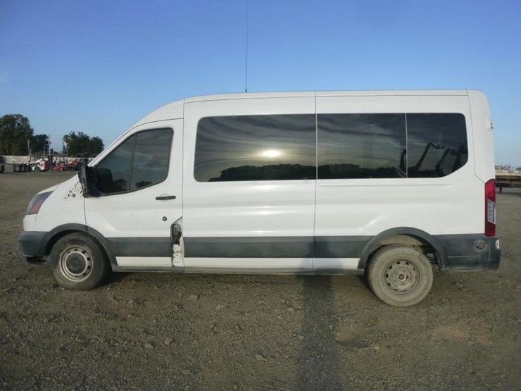 2019-ford-transit-image-6