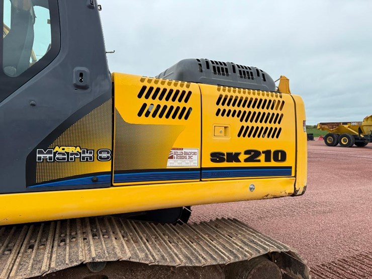 kobelco-sk210-lc-8-image-12