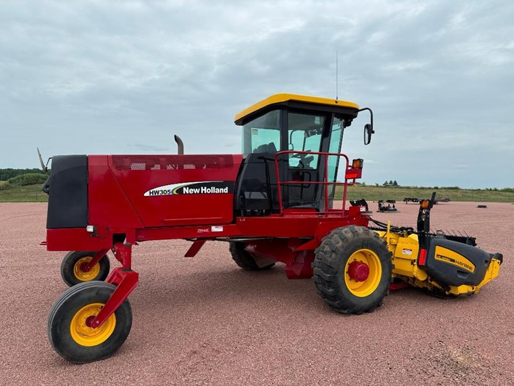 new-holland-hw305-image-4