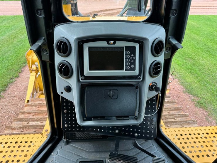 caterpillar-d6t-xl-image-66