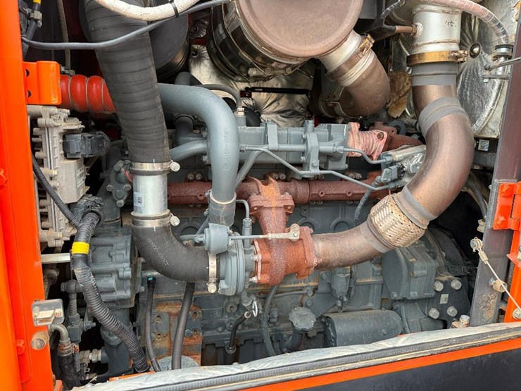 2017-doosan-dl250-5-image-41