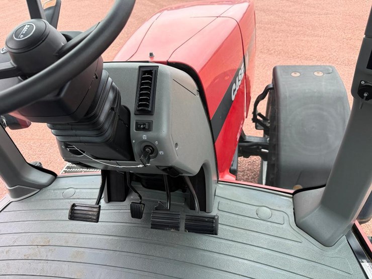 case-ih-mx220-image-59