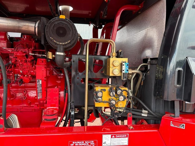 new-holland-hw305-image-41