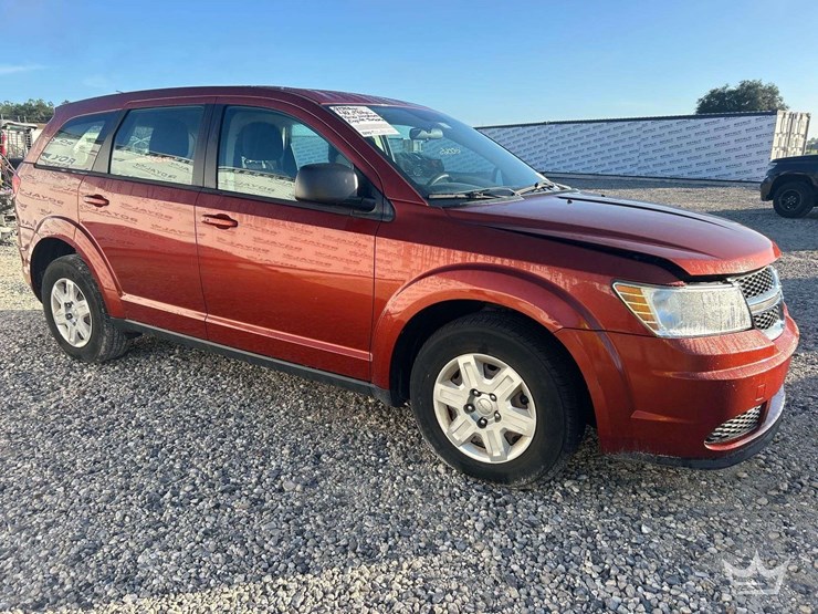 2012-dodge-journey-image-2