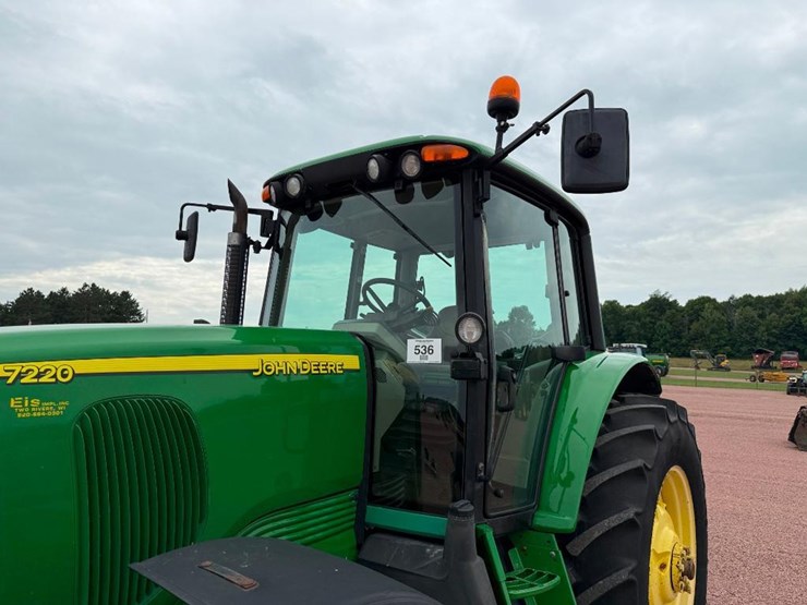 john-deere-7220-image-18