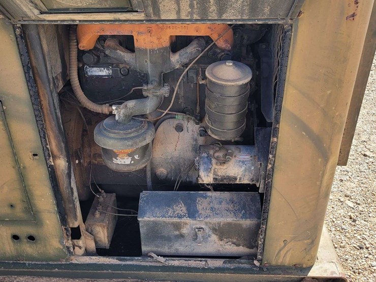 1958-us-army-electric,-portable,-15kw-generator-on-skid-image-11