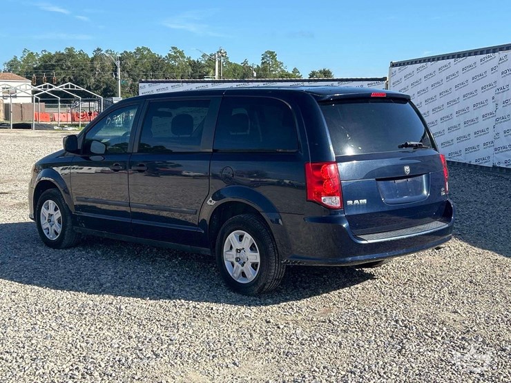 2013-ram-c/v-tradesman-image-4
