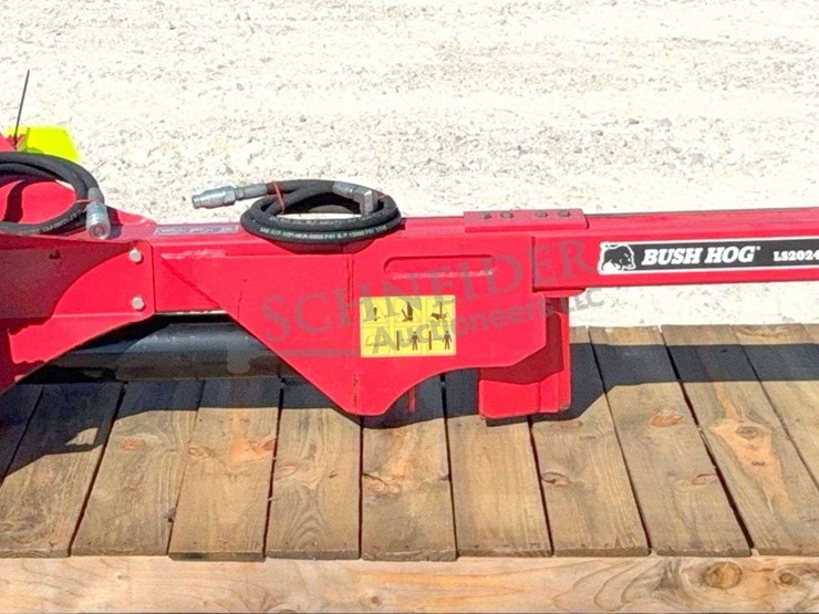 bush-hog-ls2024is-skid-steer-log-splitter-image-3