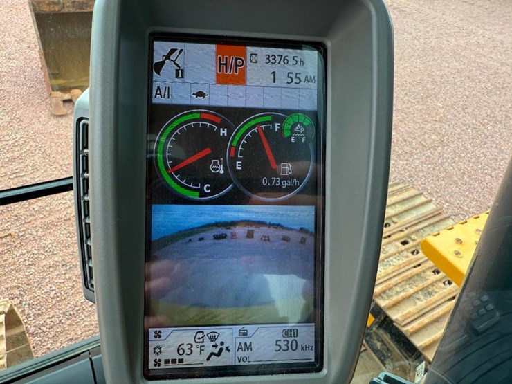 deere-130g-image-63