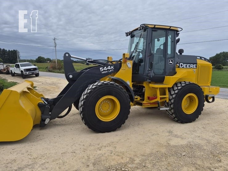 2015-deere-544k-image-5