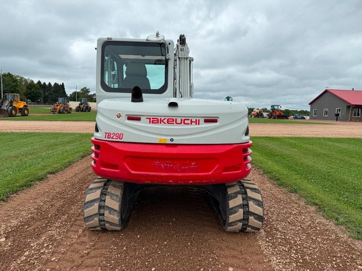 takeuchi-tb290-image-4