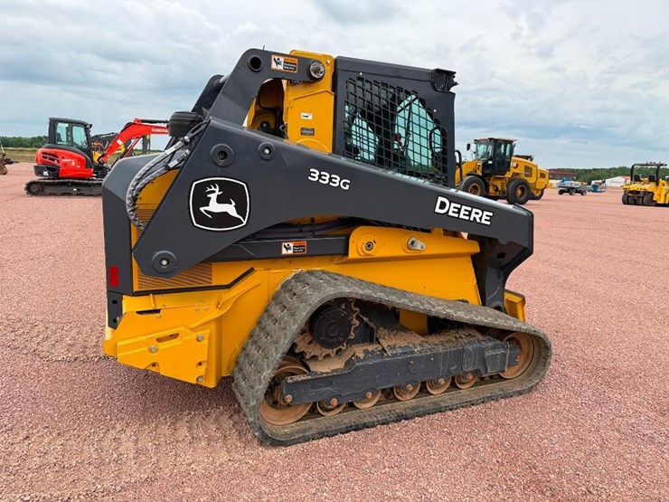 2022-deere-333g-image-4