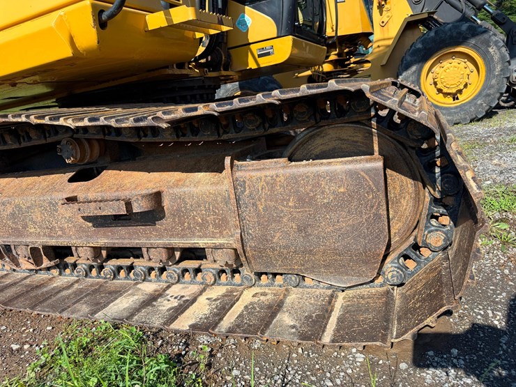 caterpillar-312d-image-17