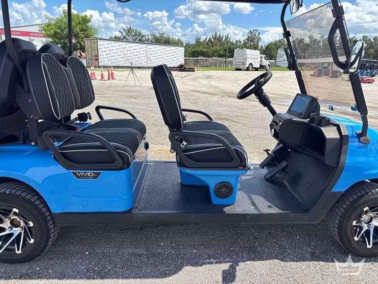2024-vivid-ev-6-person-electric-cart-image-9