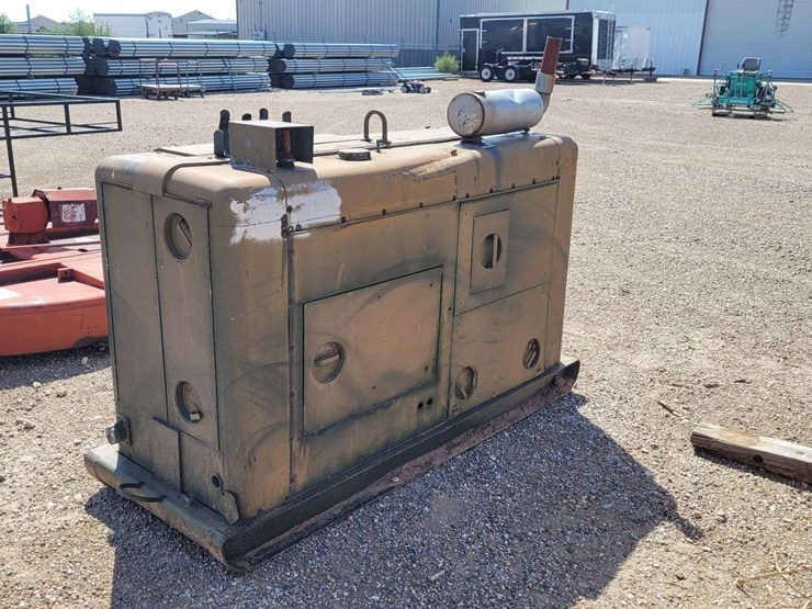 1958-us-army-electric,-portable,-15kw-generator-on-skid-image-4