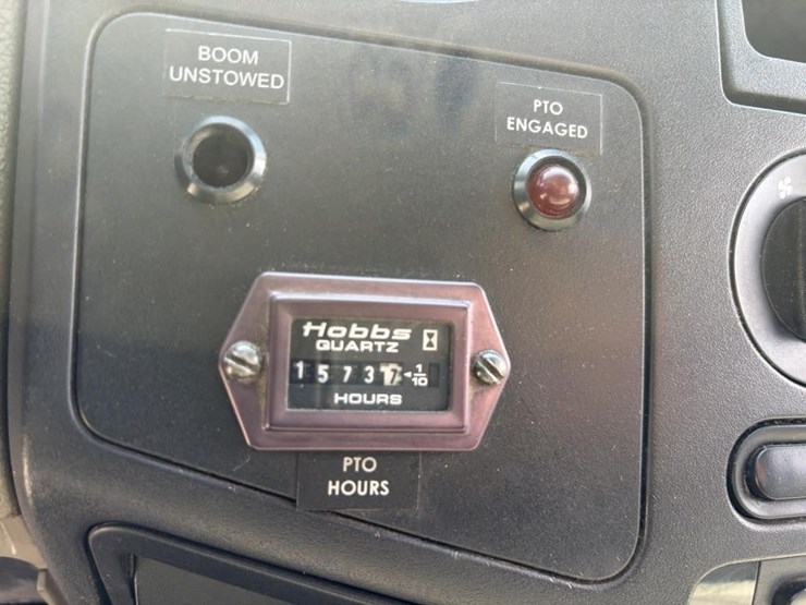 2008-ford-f550-image-29